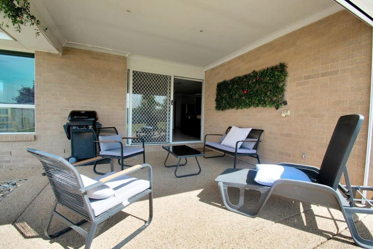 Country Views - Firepit, Ideal Family Retreat Villa Wagga Wagga Exterior photo